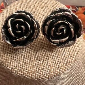 Blooming rose post earrings unmarked